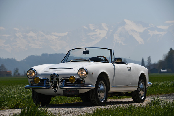Alfa Romeo Giulia 1600 Spider (1963) - als Lot 29 angeboten an der Versteigerung der Oldtimer Galerie anlässlich der Swiss Classic World Luzern am 25. Mai 2019