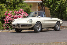 Alfa Romeo Giulia 1600 Spider Duetto (1967) - Lot 123 at the Bonhams Quail Lodge auction on August 16, 2024