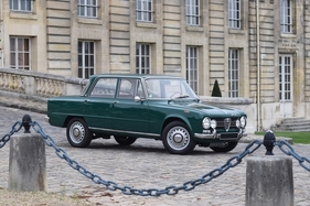 Alfa Romeo Giulia 1600 Super Tipo 10526 (1969) - als Lot 41 an der Artcurial-Versteigerung "Sur les Champs 11" in Paris am 5. November 2017