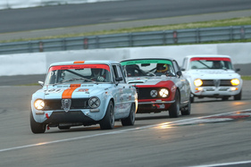 Alfa Romeo Giulia (1972) an der Historic Trophy Nürburgring 2016 im Rennfeld Scuderia Alfa Classico