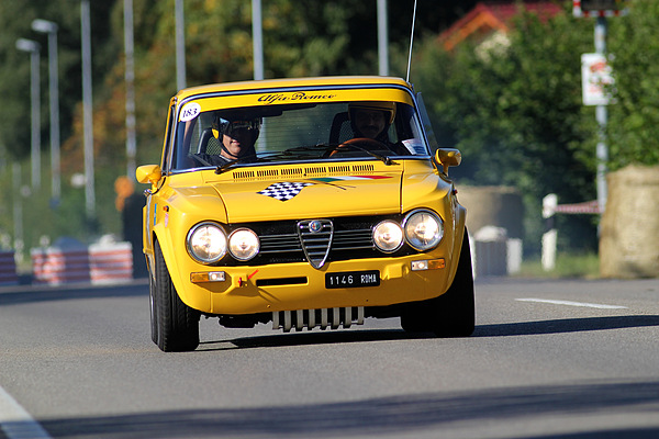 Alfa Romeo Giulia (1975) am Jochpass Memorial 2011 (Start-Nr. 183)