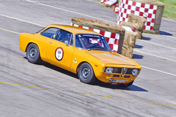 Alfa Romeo Giulia GT 1300 Junior (1970) - Pista & Piloti Pferdsfeld 2024