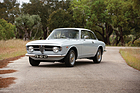 Alfa Romeo Giulia GT 1300 Junior by Bertone (1970) - als Lot 173 an der RM/Sotheby's-Versteigerung "The Sáragga Collection" 2019