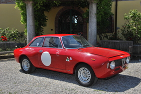 Alfa Romeo Giulia GT 1600 16V Einspritzung (1964) - als Lot 273 angeboten an der Artcurial Le Mans Classic Versteigerung am 5. Juli 2014
