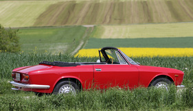 Alfa Romeo Giulia GTC (1966) - Frischluftvergnügen für vier Personen (1966)
