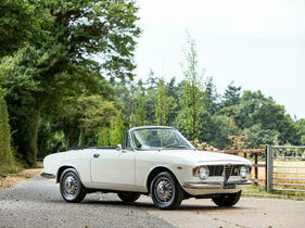 Alfa Romeo Giulia GTC Cabriolet (1966) - als Lot 349 angeboten an der Bonhams Goodwood Revival Versteigerung am 17. September 2022