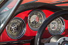 Bild: Alfa Romeo Giulia Spider 1600 (1962) - stilvoll gezeichnete Rundinstrumente