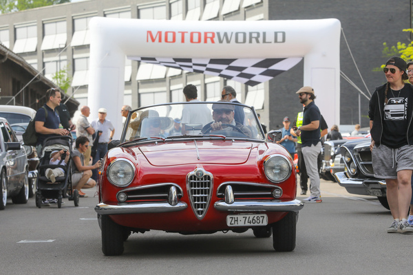 Alfa Romeo Giulia Spider (1957) – Older Classics Mai 2024