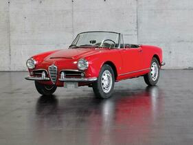 Alfa Romeo Giulia Spider (1963) - offered as lot 23 at the Dorotheum auction at the Classic Expo Salzburg on October 15, 2022