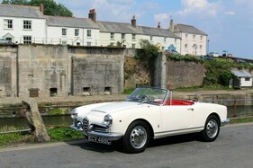 Alfa Romeo Giulia Spider (1965) - as lot 021 at the Bonhams MPH Bicester Heritage auction on March 20, 2021