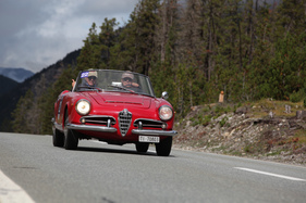 Alfa Romeo Giulia Spider Veloce (1964) - Julius Bär Rallye - Passione Engadina 2017 (1964)