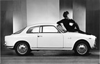 Alfa Romeo Giulia Sprint 1600 (1964) - elegant präsentiert