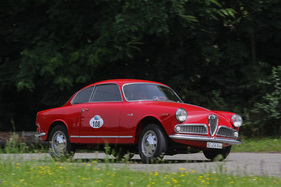 Alfa Romeo Giulia Sprint (1962) - Startfeld 1 "Oldtimer und Sportwagen" - Oldtimer GP Brugger Schachen 2024 (1962)