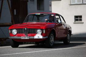 Alfa Romeo Giulia Sprint GT (1964) - am Treffen italienischer Oldtimerautos Italiauto 2013