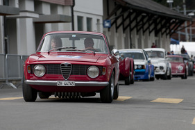 Alfa Romeo Giulia Sprint GT (1964) mit Startnummer 158 am Corso der Arosa ClassicCar 2011