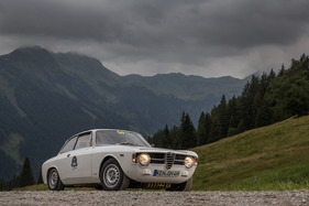 Alfa Romeo Giulia Sprint GT (1966) - an der Saalbach Classic 2015