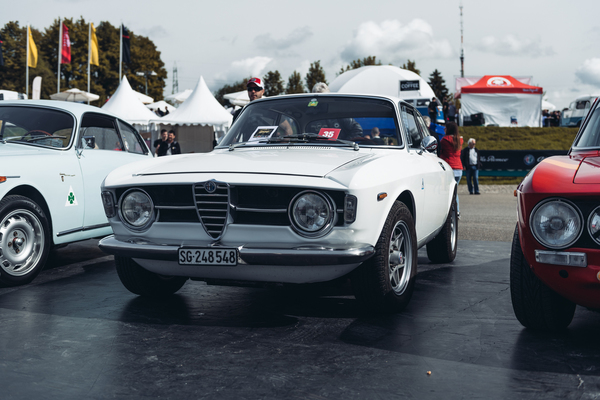 Alfa Romeo Giulia Sprint GT (1967) - in Weiss - Passione Alfa Romeo Hinwil 2018