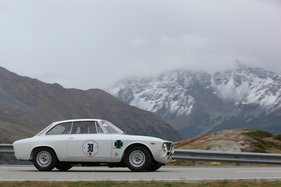 Alfa Romeo Giulia Sprint GTA (1965) - Bernina Gran Turismo 2017