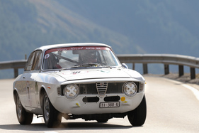 Alfa Romeo Giulia Sprint GTA (1965) - Bernina Gran Turismo 2017