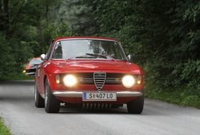 Alfa Romeo Giulia Sprint GTV (1967) - an der Ennstal Classic 2011 (EP4 182)