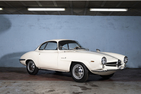 Alfa Romeo Giulia Sprint Speciale by Bertone (1964) - angeboten als Lot 114 an der RM/Sotheby’s The Guikas Collection Versteigerung 2021 (1964)