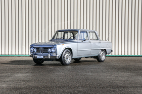 Alfa Romeo Giulia Super 1.3 (1973) - als Lot 138 angeboten an der RM/Sotheby's St. Moritz Versteigerung vom 15. September 2023