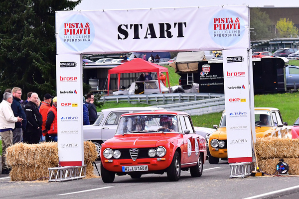 Alfa Romeo Giulia Super (1969) – Pista & Piloti Hillclimb Pferdsfeld 2023