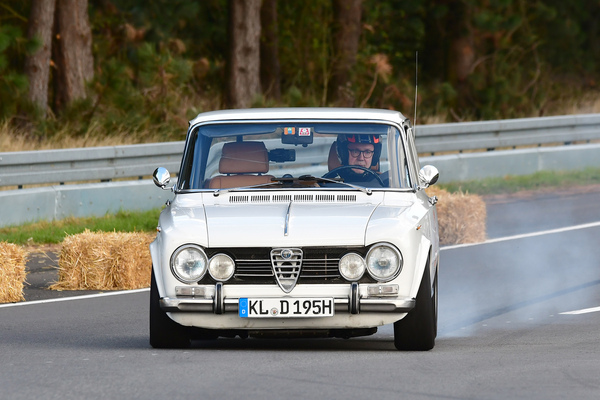 Alfa Romeo Giulia Super (1969) - Pista e Piloti Flugplatz Pferdsfeld 2020