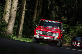 Alfa Romeo Giulia Super (1972) - 5. Gedenkfahrt zum Michaelskreuzrennen 2017