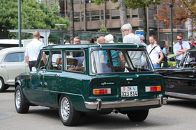 Alfa Romeo Giulia Super "Grazzia" (1970) - viel Glas für den Kombi - am ZCCA 2016