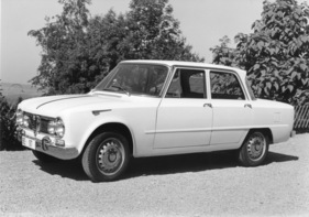 Alfa Romeo Giulia TI (1964) - eine Form wie keine andere Alfa Romeo Giulia TI (1964) - eine Form wie keine andere