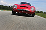Alfa Romeo Giulia TZ (1963) - mit dem berühmten Alfa-Romeo-Lufteinlass (© Daniel Reinhard, 2013) Alfa Romeo Giulia TZ (1963) - mit dem berühmten Alfa-Romeo-Lufteinlass (© Daniel Reinhard, 2013)
