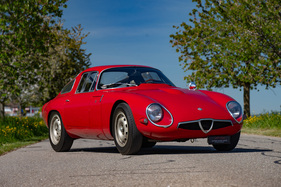 Alfa Romeo Giulia TZ (1964) - als 46 an der Swiss Classic World Versteigerung 2026 der Oldtimer Galerie