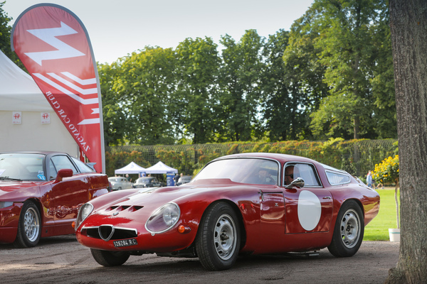 Alfa Romeo Giulia TZ (1964) - beim Einparken - 19. ASC Classic-Gala Schwetzingen 2023