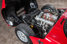 Alfa Romeo Giulia TZ 2 (1965) - der Motor musste leicht geneigt eingebaut werden