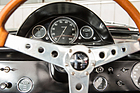 Alfa Romeo Giulia TZ1 (1964) - die wichtigsten Instrumente sind um die Lenkachse herum angebracht