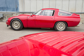 Alfa Romeo Giulia TZ1 (1964) - elegante Linienführung und grosse Fensterflächen