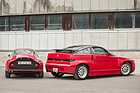 Alfa Romeo Giulia TZ1 (1964) und Alfa Romeo SZ (1990) - in dieser Perspektive wirkt der gar nicht so viel grössere SZ besonders massig im Vergleich zum TZ1