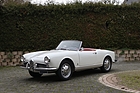 Bild: Alfa Romeo Giulietta 1300 Spider 'Passo Corto' (1956) - als Lot 071 angeboten an der Artcurial Rétromobile Paris Versteigerung am 3./4. Februar 2023