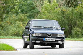 Alfa Romeo Giulietta Nuova 1,6 (1977) – Wies überaus gute Luftwiderstandswerte auf