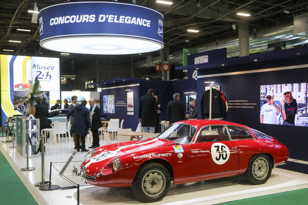Alfa Romeo Giulietta SZ Coda Tronca (1962) - auf dem Stand von Peter Auto - Rétromobile Paris 2024