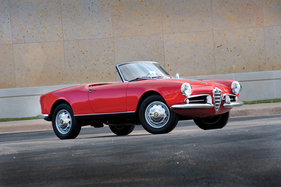 Alfa Romeo Giulietta Spider (1957) - angeboten als Lot 119 an der RM-Versteigerung vom 16./17. Januar 2014 in Arizona