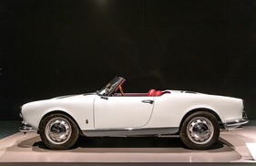 Alfa Romeo Giulietta Spider (1957) - in der Ausstellung "PS:. Ich liebe Dich. Sportwagen-Design der 1950er - 1970er Jahre"