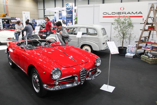Alfa Romeo Giulietta Spider (1962) - auf dem Stand von Oldierama, Preis auf Anfrage - Swiss Classic World Luzern 2019