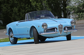Alfa Romeo Giulietta Spider Veloce (1960) - als Lot 205 angeboten an der Artcurial Le Mans Classic Versteigerung am 9. Juli 2016 (1960)