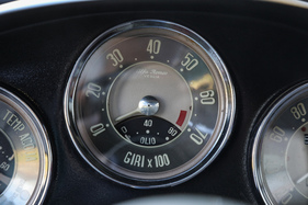 Alfa Romeo Giulietta Sprint (1957) - Drehzahlmesser mit integrierter Öldruckanzeige