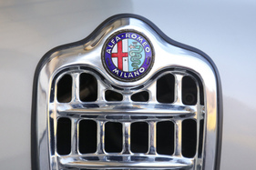 Alfa Romeo Giulietta Sprint (1957) - das klassische Alfa-Markenzeichen