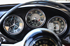 Alfa Romeo Giulietta Sprint (1957) - drei grosse Rundinstrumente, Drehzahlmesser im Zentrum