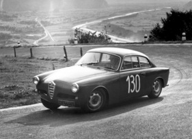Alfa Romeo Giulietta Sprint (1959) - Karl Foitek am Bergrennen Vaduz-Triesenberg im Jahr 1959