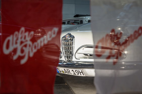 Alfa-Romeo Giulietta Sprint (1962) -elegantes Coupé - Retro Classics Stuttgart 2017